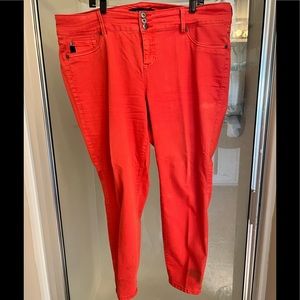 Torrid colored denim skinny jeans size 22